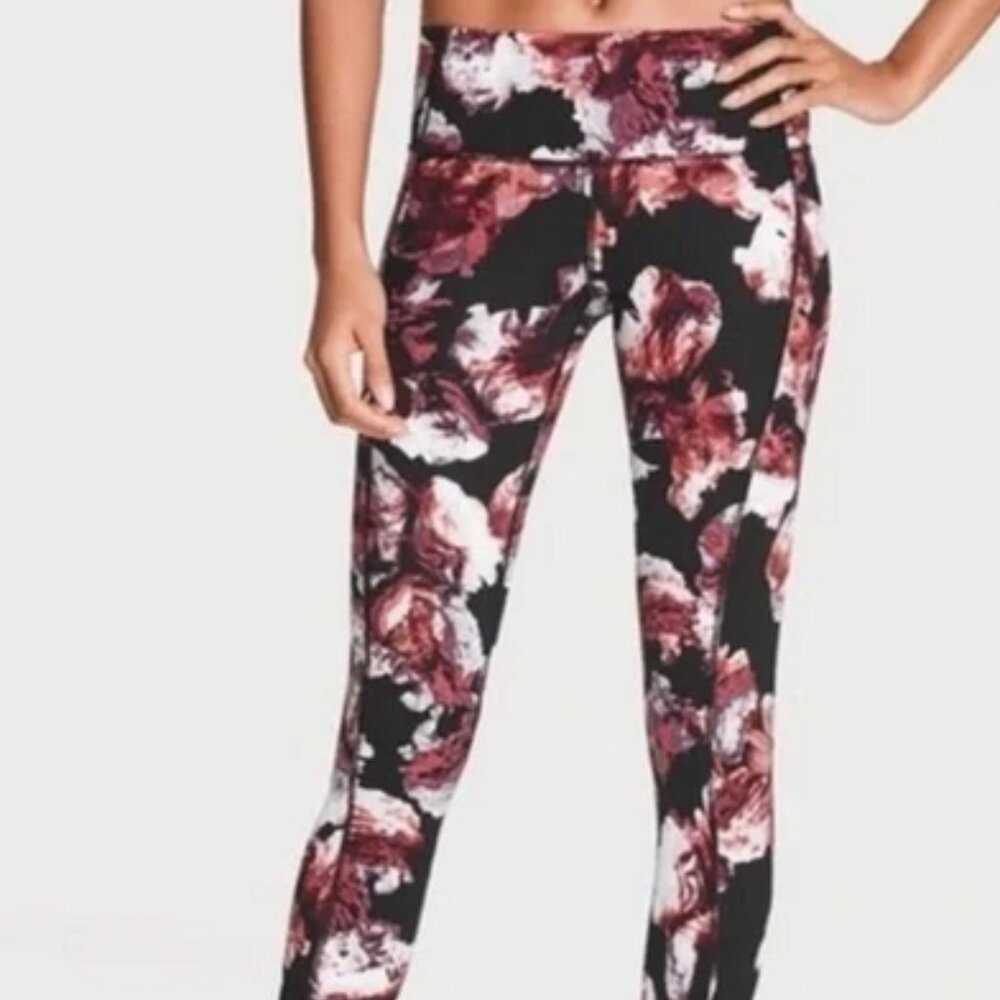 Victoria Sport Leggings‎ Floral Knockout Medium